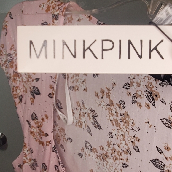 MINKPINK NWT Pink floral button down dual slit dress Large - Picture 5 of 8